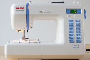 Test machine à coudre Jeans & Stretch 8077 de janome - avis