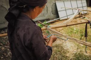 Préparation de la fibre de lin au vietnam